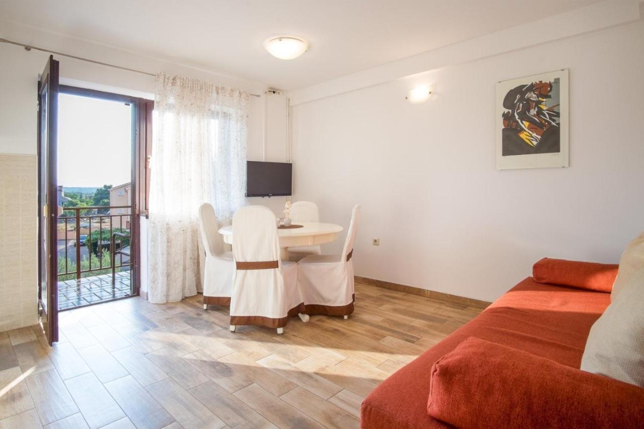 Bubi Apartments Malinska Zewnętrze zdjęcie